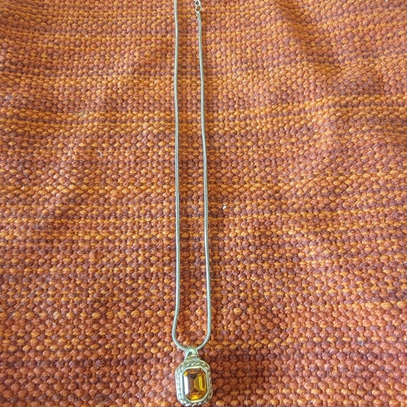 18 inches Gold necklace with orange stone pendant Premier Designs Y2K - Picture 4 of 6